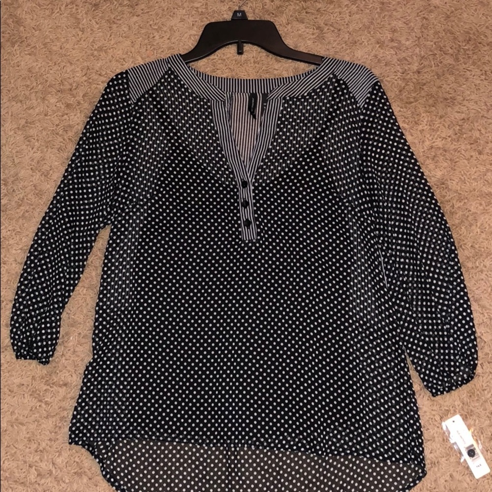 New Directions black/white polka dot blouse. small